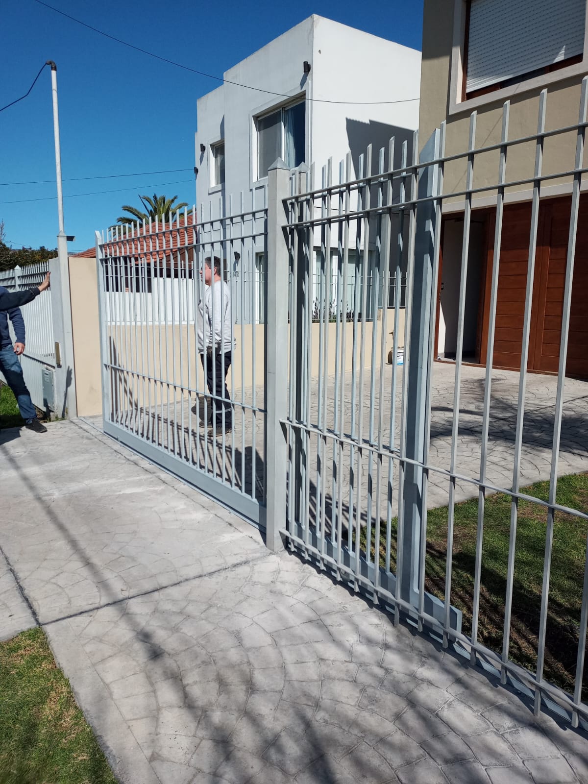 Portal de hierro residencial